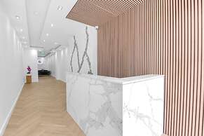 Signature Hotel London