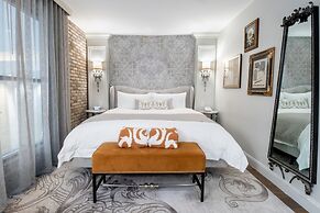 The Ivey's Hotel
