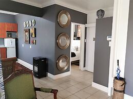 At 98 on Lynburn Guest House
