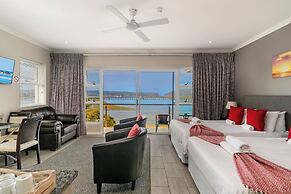 Phoenix Lodge and Waterside Accommodation