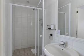 Phoenix Lodge and Waterside Accommodation