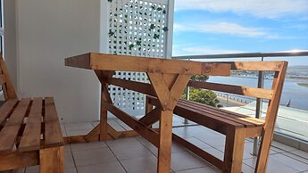 Phoenix Lodge and Waterside Accommodation