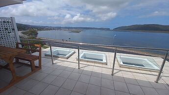 Phoenix Lodge and Waterside Accommodation