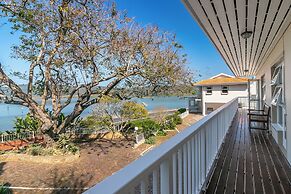 Phoenix Lodge and Waterside Accommodation