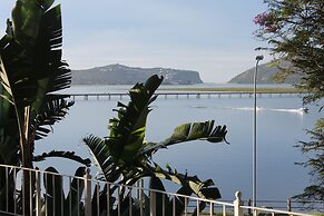 Phoenix Lodge and Waterside Accommodation
