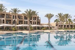 JAZ Oriental, Almaza Bay