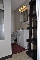 Moncton Suites - 267 Universite Ave