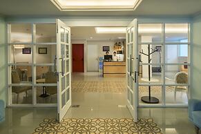 Yan's House Hotel