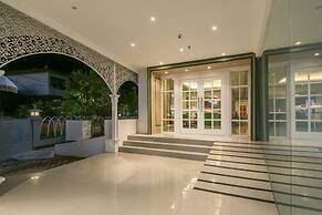 Yan's House Hotel