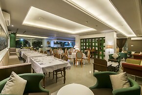 Yan's House Hotel