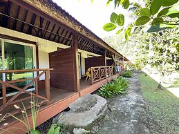 Punatea Village
