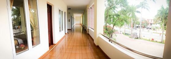 Hoa Binh Hotel