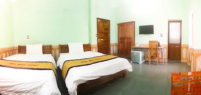 Hoa Binh Hotel