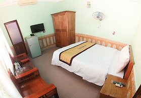Hoa Binh Hotel