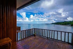 Noah Maratua Resort