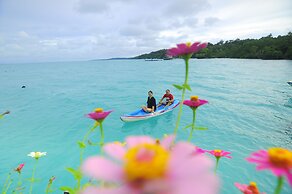 Noah Maratua Resort