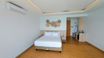 Noah Maratua Resort
