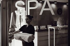 Hôtel b design & Spa