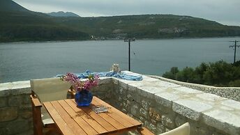 En Plo Luxury Suites