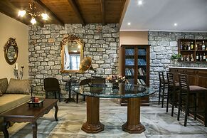 En Plo Luxury Suites