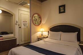 Good Hotel