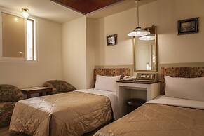 Good Hotel