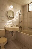 Good Hotel