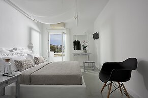 Milos Hotel