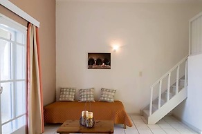 Kamaria Apartments