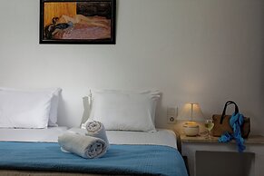 Elalia Apartments