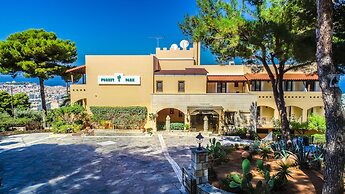 Forest Park Hotel