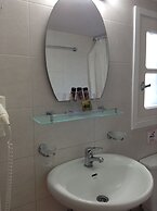 Gryparis Club Apartments