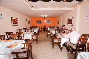 Hotel El Farolito