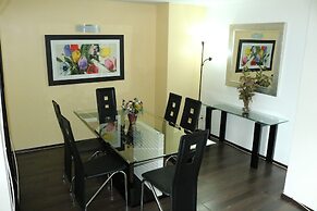 Puerta Alameda Suites