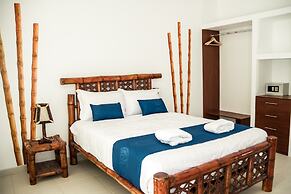 Nauti-K Beach Hotel