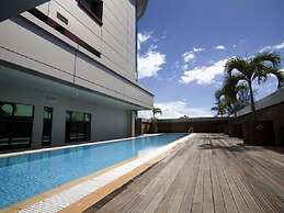 Imperial Palace Hotel