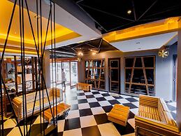 Loftmania Boutique Hotel