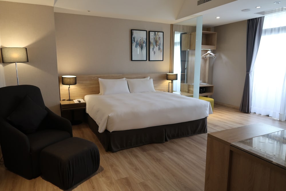 The HO Hotel