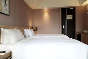 The HO Hotel