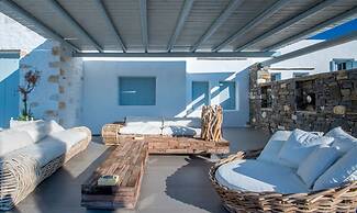 Aelia Paros Villas
