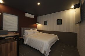 Hotel Gray