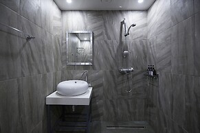 Hotel Gray
