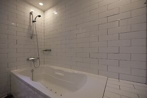 Hotel Gray