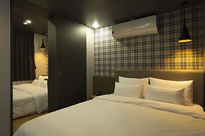 Hotel Gray