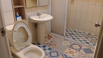 Caitlyn Hostel