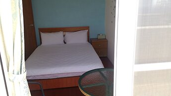 Caitlyn Hostel
