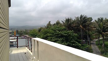 Caitlyn Hostel