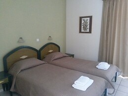 Zannis Hotel
