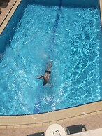 Zannis Hotel
