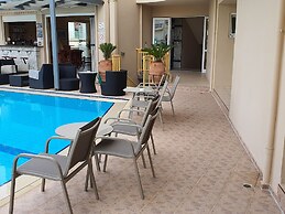 Zannis Hotel